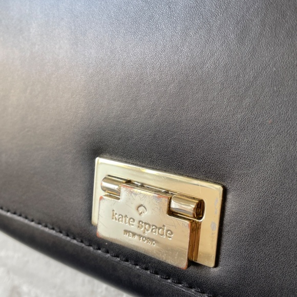 Kate Spade Black envelope on chain - Picture 2 of 9